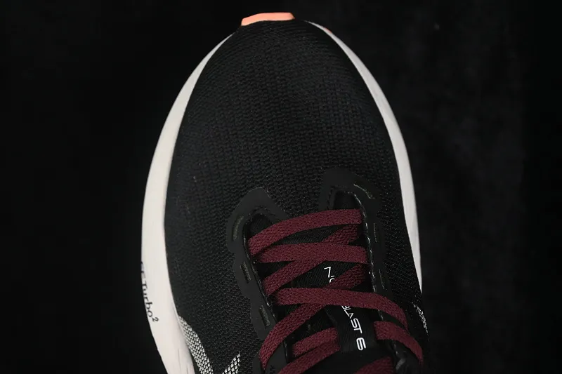 All categories Asics Asics series Asics Novablast 6 Asics Novablast 6 Asics retro breathable casual shoes cushioning men's wear-resistant running shoes 1011C243-001